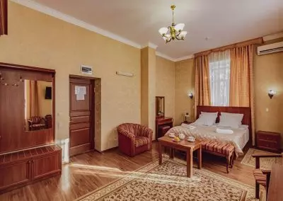 Номер Джуниор сюит в санатории Россия в городе Ессентуки - фотография