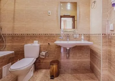 Номер Джуниор сюит в санатории Россия в городе Ессентуки - фотография