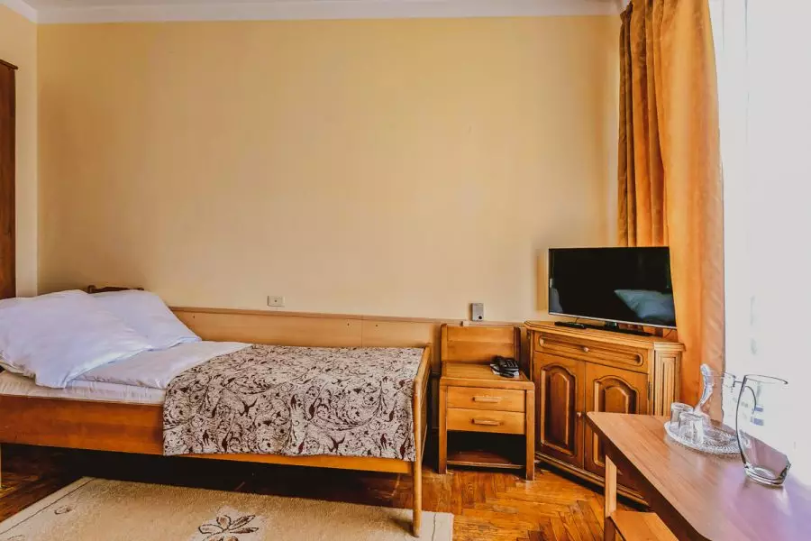 Однокомнатный одноместный стандарт 1 категории в санатории Россия в городе Ессентуки - фотография